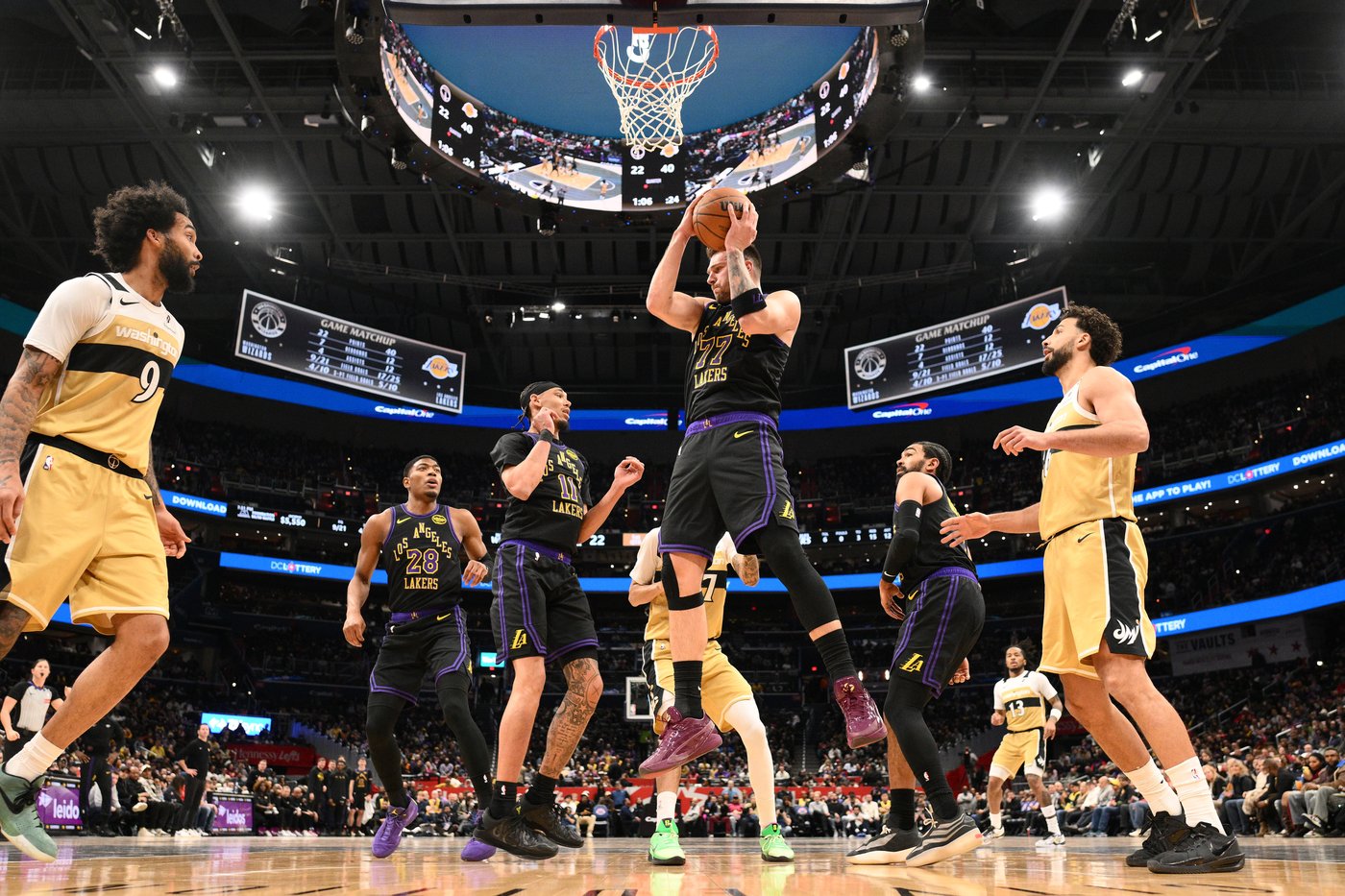 Lakers' Jaxson Hayes has been suspended 1 game for pushing Wizards mascot 'G-Wiz' | iNFOnews.ca Lakers' Jaxson Hayes has been suspended 1 game for pushing Wizards mascot 'G-Wiz' | iNFOnews.ca