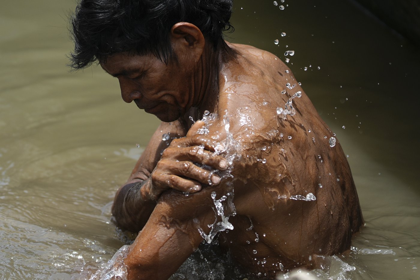 In Colombia, Amazon River's extreme drought falls hard on Indigenous communities | iNFOnews.ca