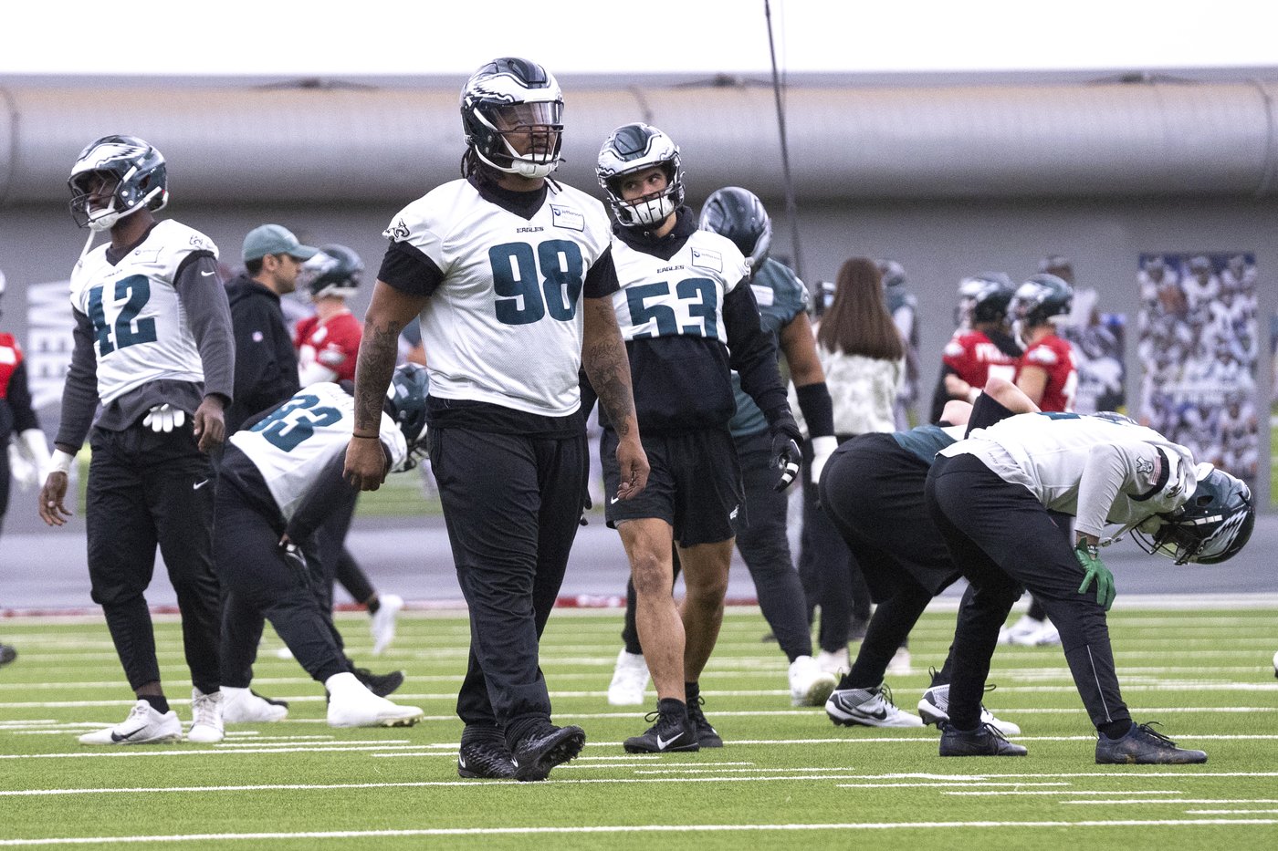 Super Bowl might hinge on middle men as Chiefs, Eagles prep for opponent's fierce interior pass rush | iNFOnews.ca