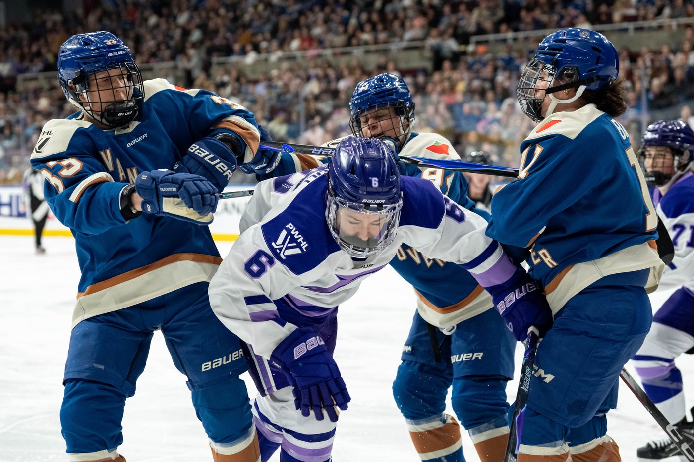 Goldeneyes finish inaugural season with 4-3 overtime win over Frost | iNFOnews.ca
