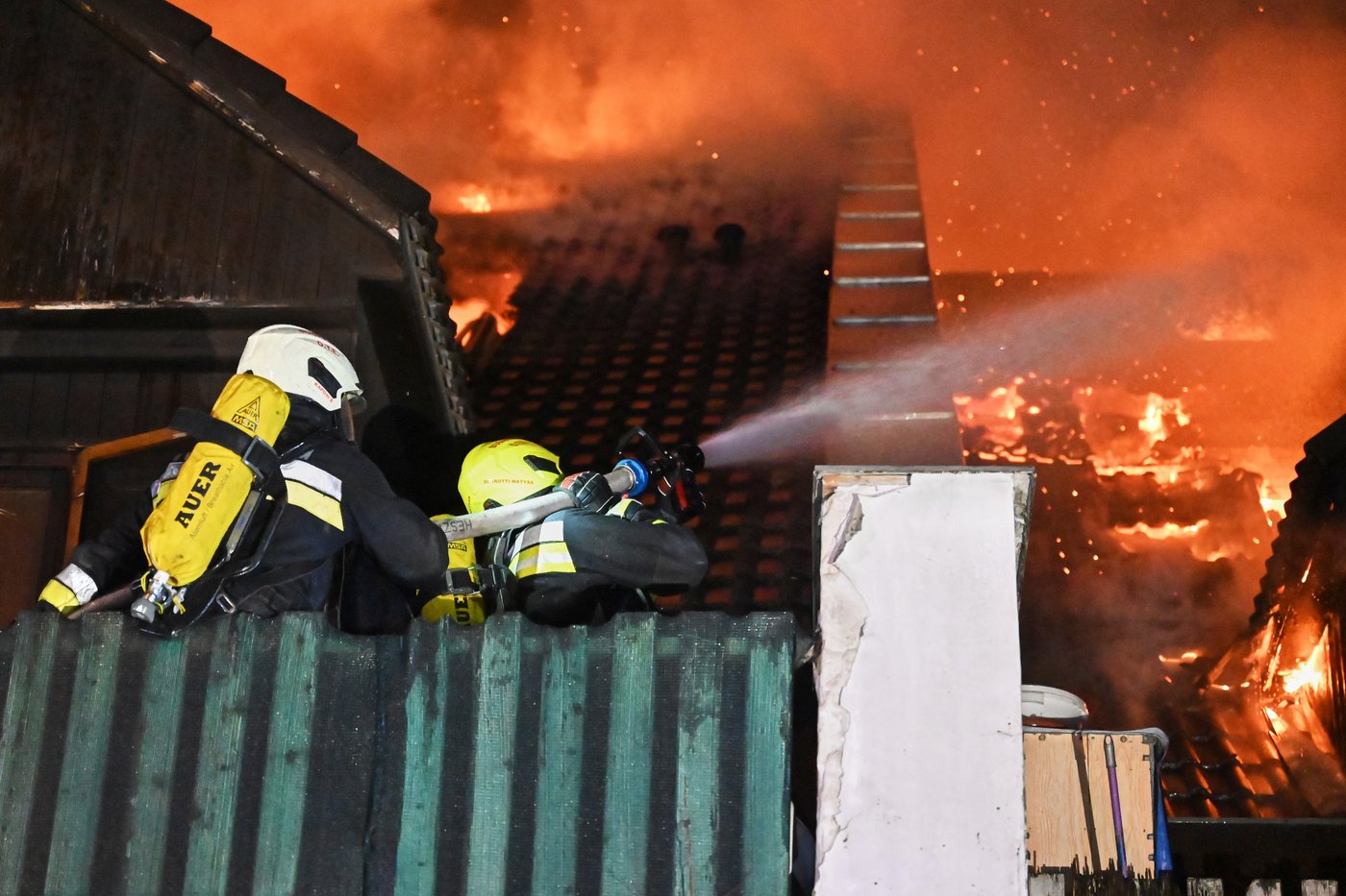 Fire in Budapest suburb kills at least 3 and injures 22 | iNFOnews.ca Fire in Budapest suburb kills at least 3 and injures 22 | iNFOnews.ca