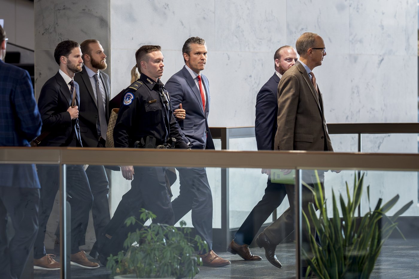 Hegseth faces senators' concerns not only about his behavior but also his views on women in combat | iNFOnews.ca