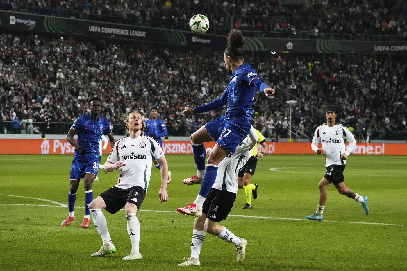 Onana at fault twice as Man United draws 2-2 at Lyon, Tottenham held at home, Chelsea stays perfect | iNFOnews.ca