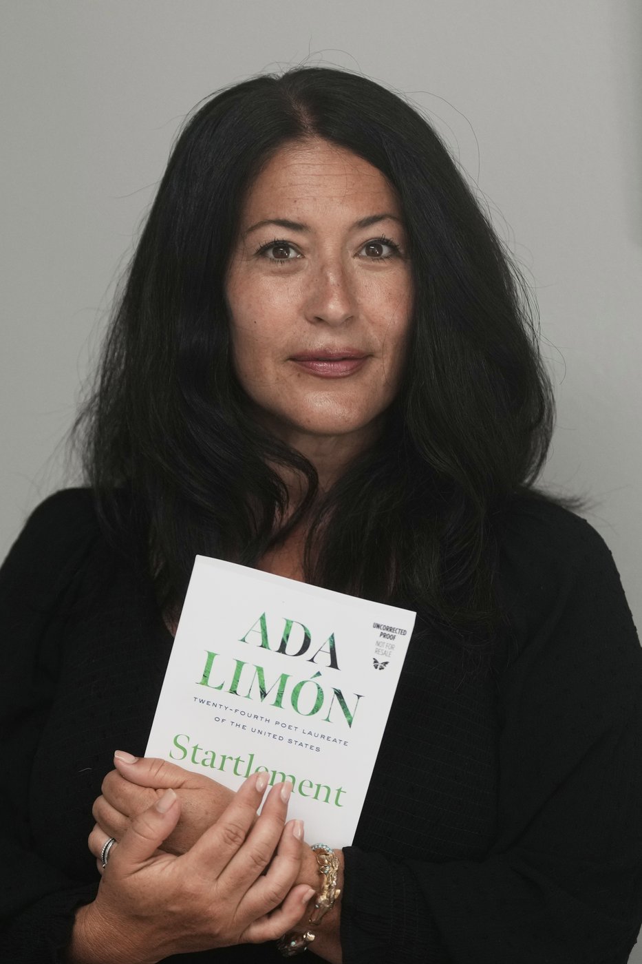 Former poet laureate Ada Limón says artists must band together during 'dangerous times' | iNFOnews.ca Former poet laureate Ada Limón says artists must band together during 'dangerous times' | iNFOnews.ca
