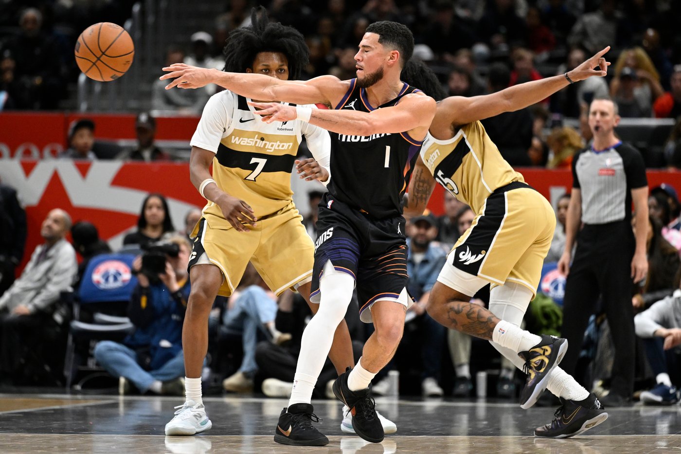 Brooks, Gillespie lead streaking Suns past improving Wizards, 115-101 | iNFOnews.ca