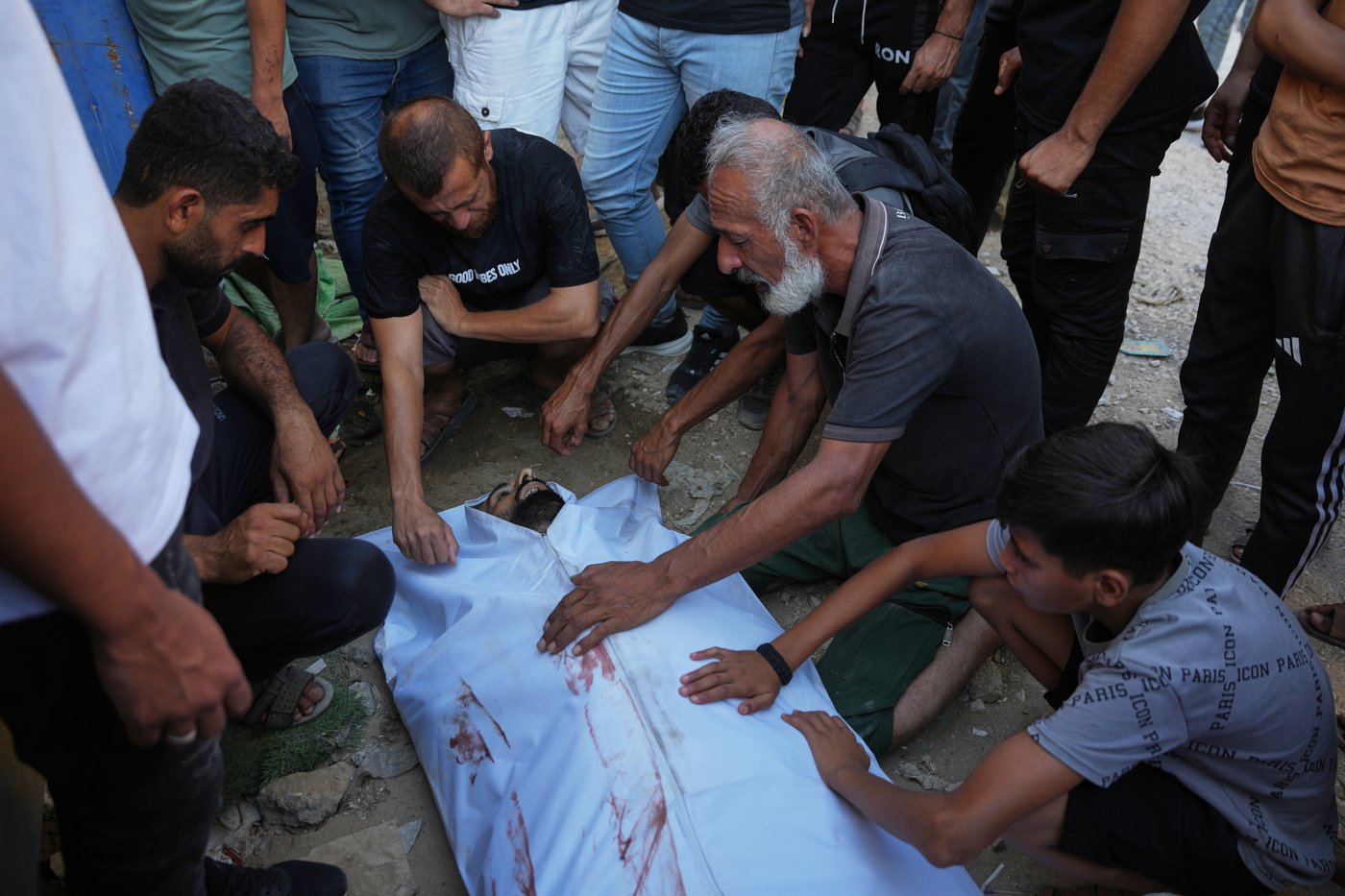 An Israeli strike on a funeral in Gaza kills 7 people and wounds 22, a local hospital says | iNFOnews.ca