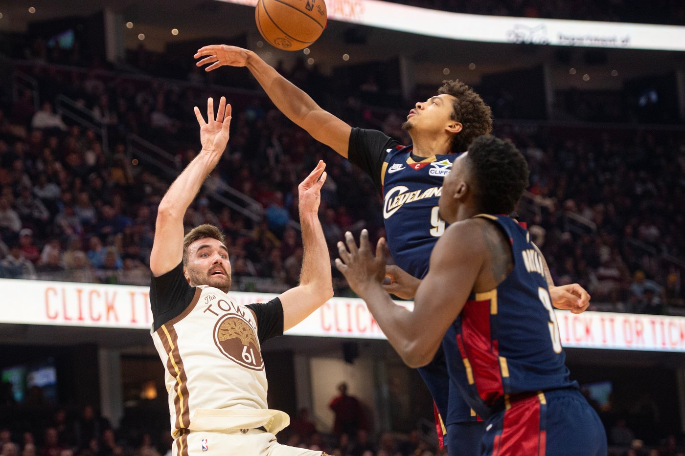 Pat Spencer scores career-high 19 in first NBA start as Warriors beat Cavaliers 99-94 | iNFOnews.ca Pat Spencer scores career-high 19 in first NBA start as Warriors beat Cavaliers 99-94 | iNFOnews.ca