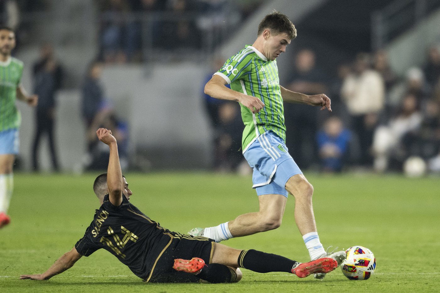 Jordan Morris, Stefan Frei lead Sounders to Western Conference final with 2-1 OT victory over LAFC | iNFOnews.ca