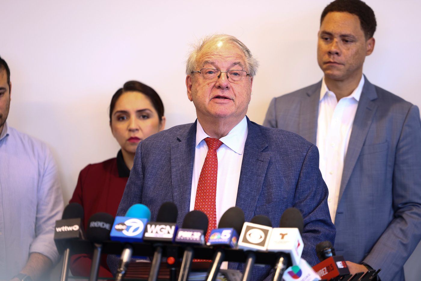 Chicago father of child fighting cancer released on bond by immigration judge | iNFOnews.ca Chicago father of child fighting cancer released on bond by immigration judge | iNFOnews.ca