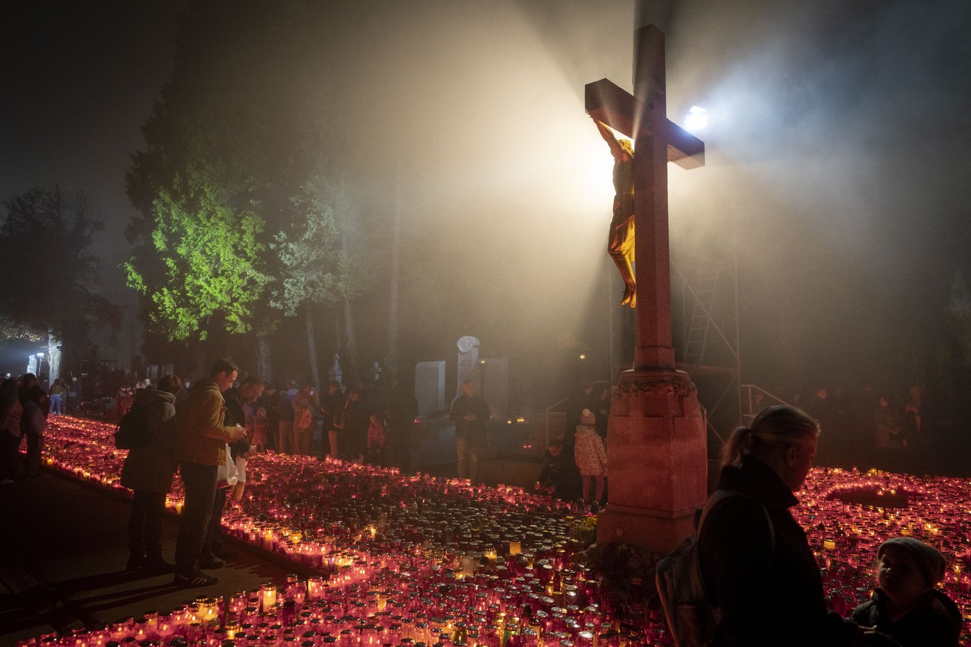 PHOTO COLLECTION: All Saints Day | iNFOnews.ca
