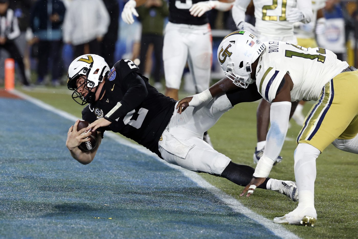 Vanderbilt beats Georgia Tech 35-27 in Birmingham Bowl for first postseason win in 11 years | iNFOnews.ca
