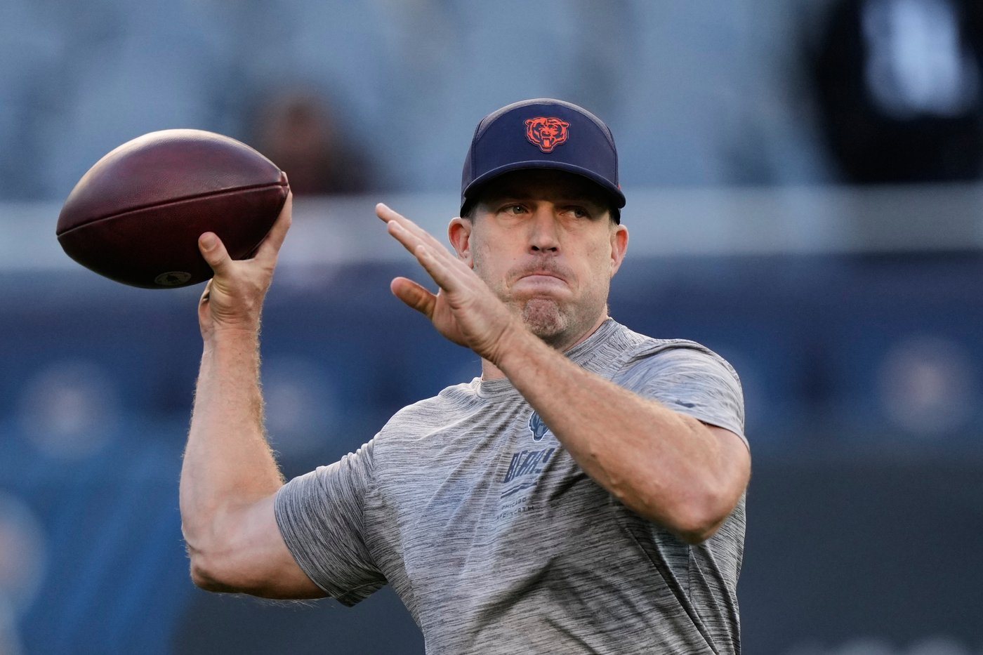Case Keenum starts at quarterback for the Bears against the Eagles | iNFOnews.ca