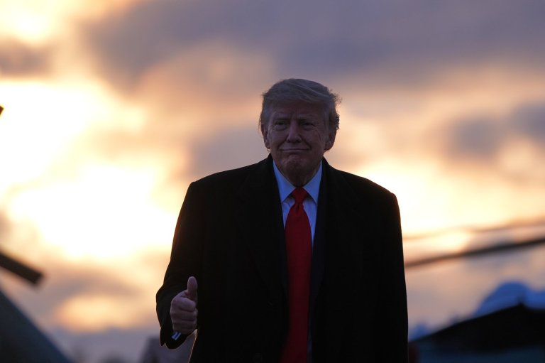 Judge extends order blocking Trump from banning CNN, MS NOW and Politico reporters from White House | iNFOnews.ca