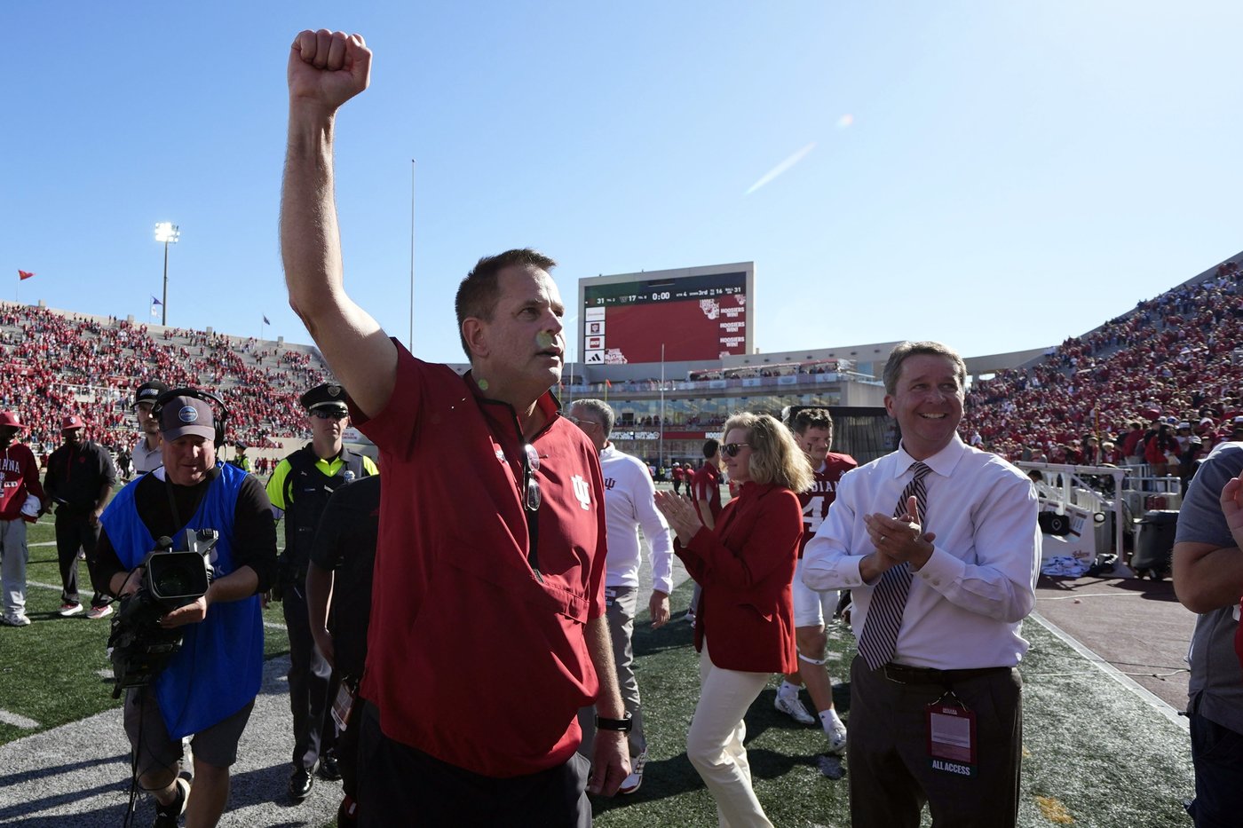 Backup QB Tayven Jackson and defense help No. 13 Indiana stay perfect with 31-17 win over Washington | iNFOnews.ca Backup QB Tayven Jackson and defense help No. 13 Indiana stay perfect with 31-17 win over Washington | iNFOnews.ca