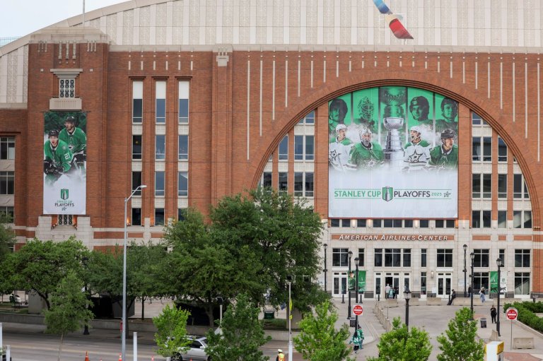 NHL's Dallas Stars plan move to suburbs in 5 years, with NBA's Mavs also leaving downtown then | iNFOnews.ca