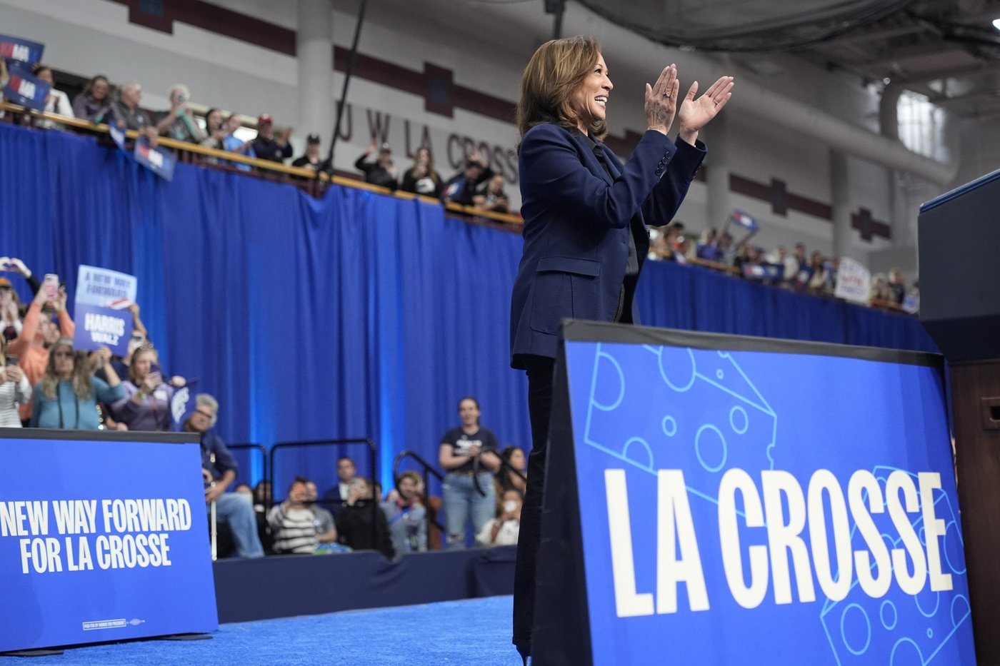 Harris campaign features less talk of joy and more head-on digs at Trump as Election Day nears | iNFOnews.ca Harris campaign features less talk of joy and more head-on digs at Trump as Election Day nears | iNFOnews.ca