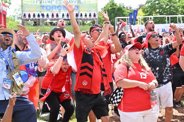 Away from Toronto Stadium, fans gather to watch Canada's 'historic' World Cup game | iNFOnews.ca