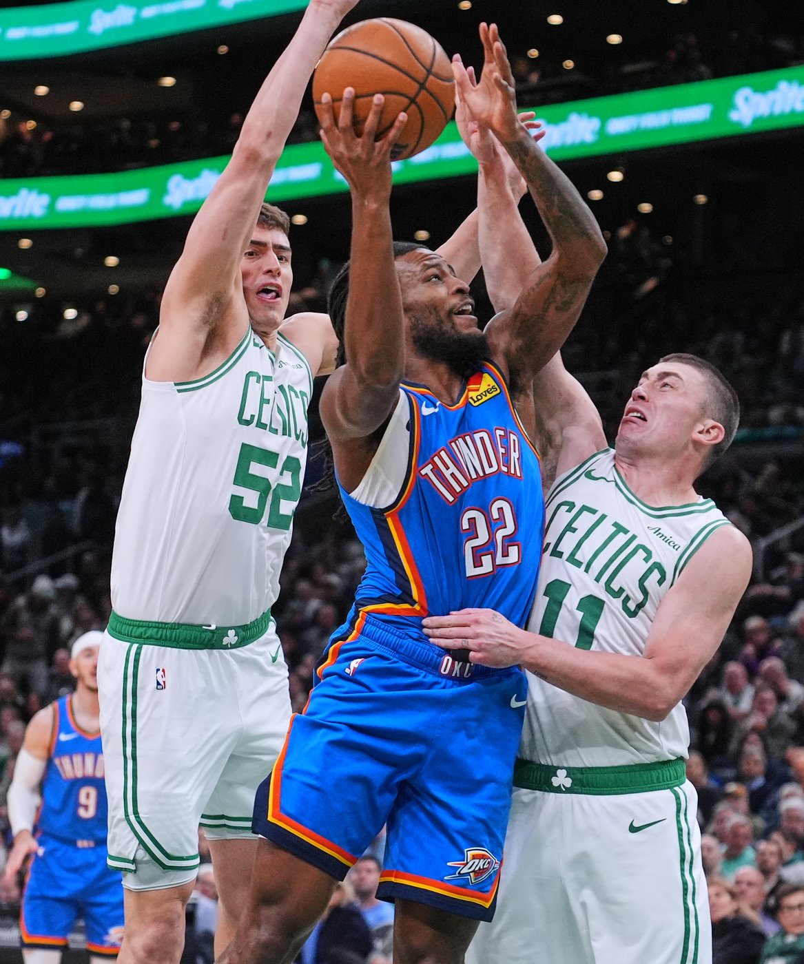 Brown scores 31 as Celtics rally to beat Thunder 119-109, snapping OKC’s 12-game win streak | iNFOnews.ca Brown scores 31 as Celtics rally to beat Thunder 119-109, snapping OKC’s 12-game win streak | iNFOnews.ca