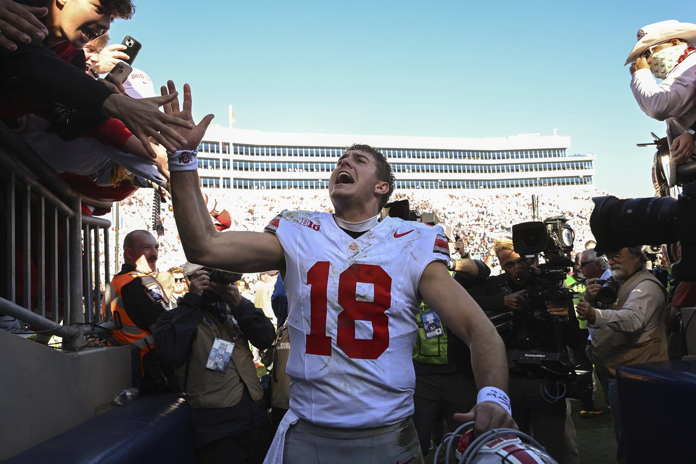 Will Howard throws for 2 touchdowns and No. 4 Ohio State fends off No. 3 Penn State 20-13 | iNFOnews.ca Will Howard throws for 2 touchdowns and No. 4 Ohio State fends off No. 3 Penn State 20-13 | iNFOnews.ca