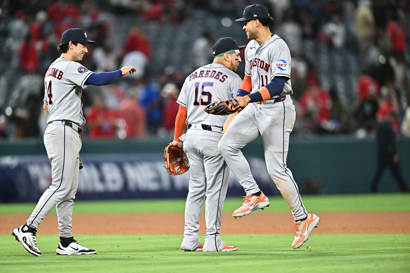 Jose Altuve and Christian Walker rally Astros to 5-4 win over Angels in 10 innings | iNFOnews.ca