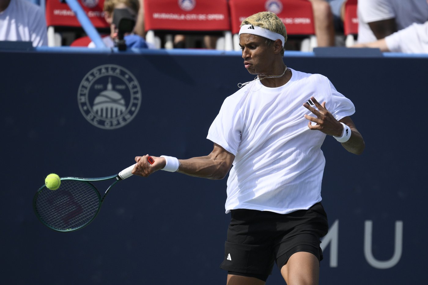 Canada's Leylah Fernandez upsets top seed Jessica Pegula in third round of Citi Open | iNFOnews.ca