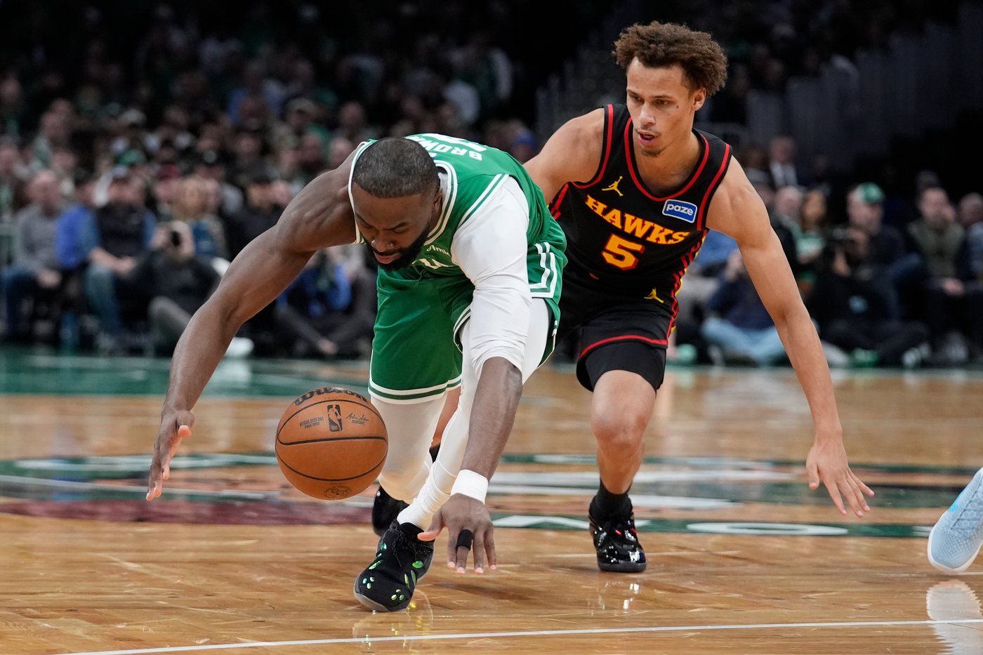 Alexander-Walker scores 21 points, Hawks beat Celtics 117-106 to avenge blowout loss | iNFOnews.ca