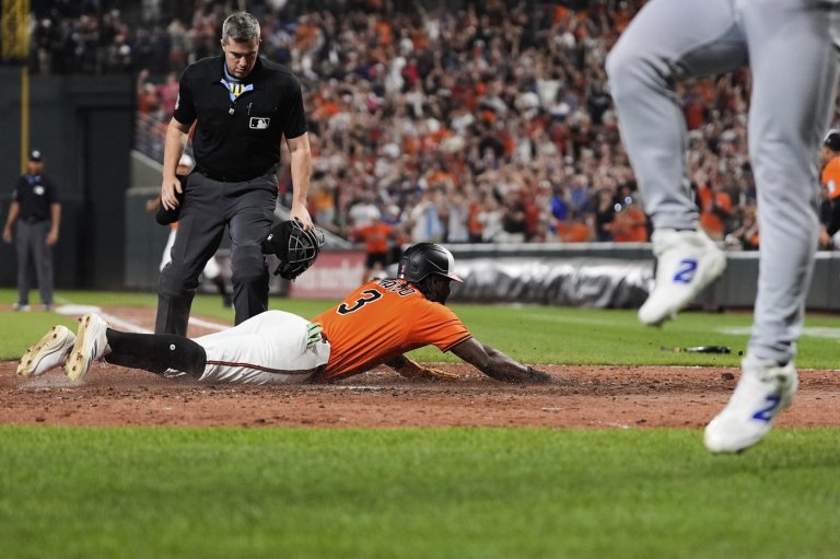 Yoshinobu Yamamoto was an out from a no-hitter. It somehow turned into another loss for the Dodgers | iNFOnews.ca