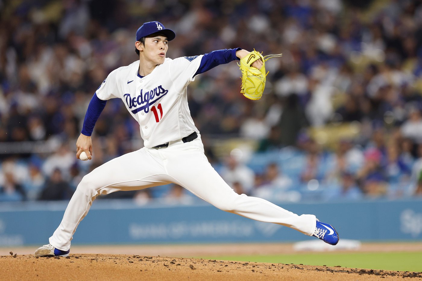 A nervous Roki Sasaki steadies himself in Dodgers season debut after a shaky spring | iNFOnews.ca