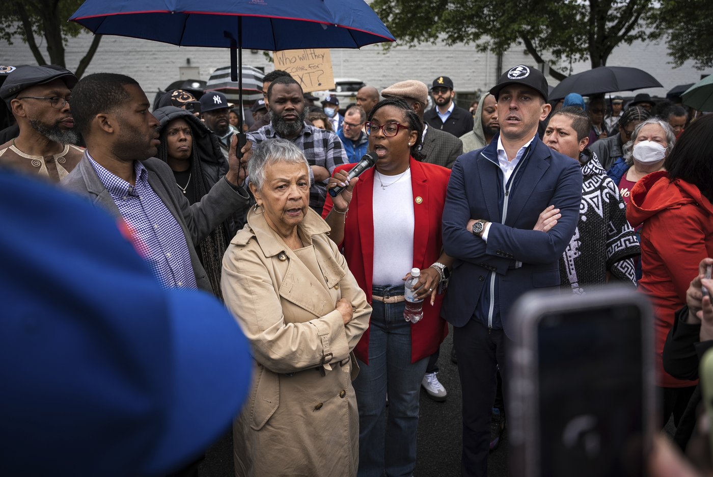 Newark mayor denies trespassing at immigration detention center following arrest | iNFOnews.ca