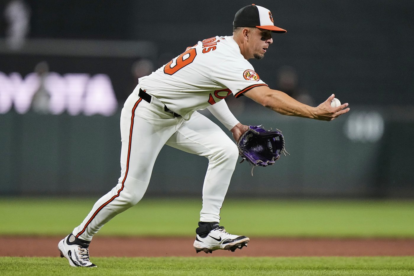 Orioles put 3B Ramón Urías on the IL, bring up top prospect Coby Mayo from the minors | iNFOnews.ca