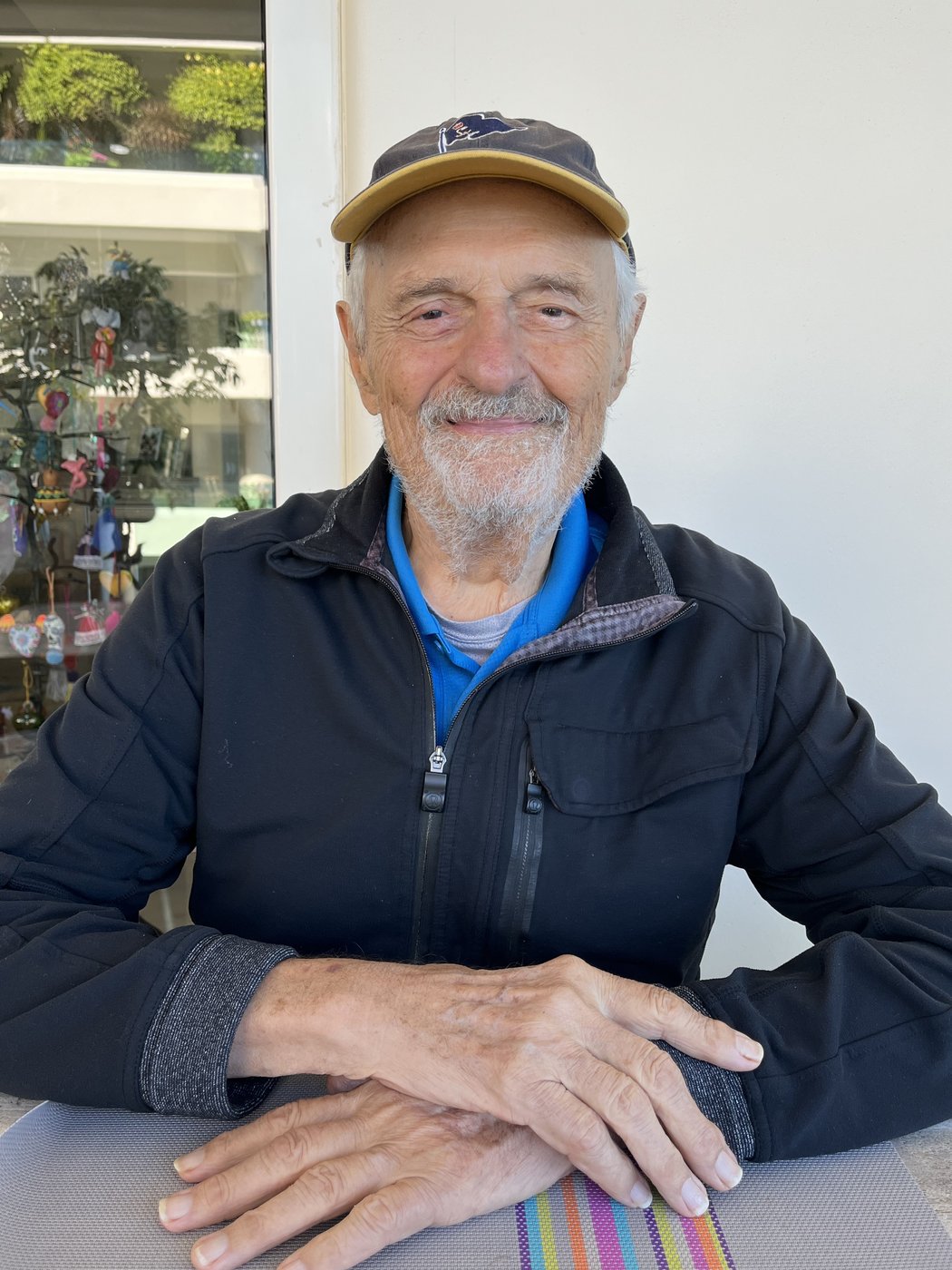 'An amazing storyteller': Canadian director Ted Kotcheff, who helmed 'Weekend at Bernie's' and 'First Blood,' dead at 94 | iNFOnews.ca 'An amazing storyteller': Canadian director Ted Kotcheff, who helmed 'Weekend at Bernie's' and 'First Blood,' dead at 94 | iNFOnews.ca