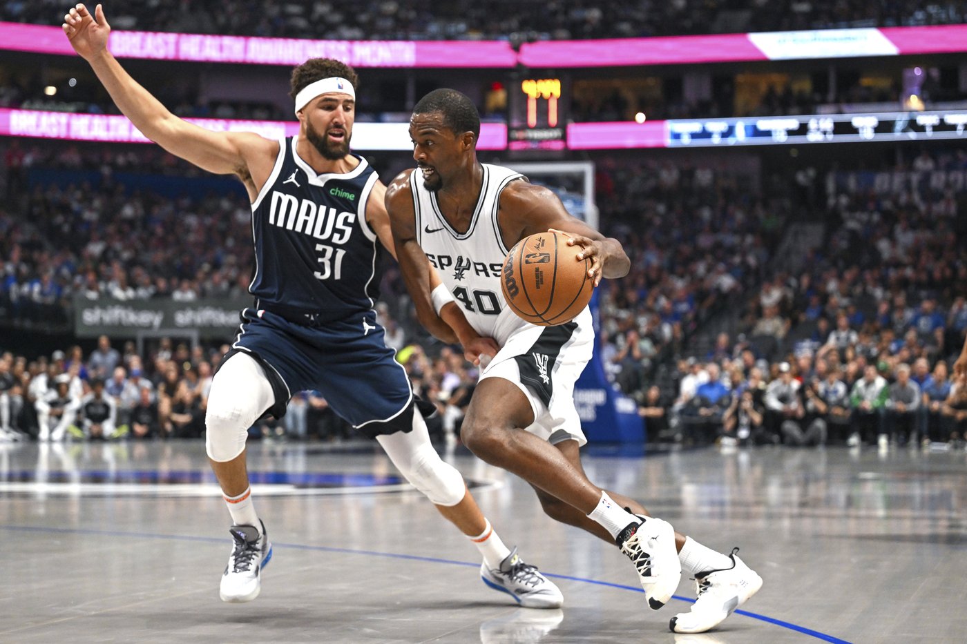 Klay Thompson sets 3s record for Dallas debut in Mavs win after 13 seasons with Warriors | iNFOnews.ca
