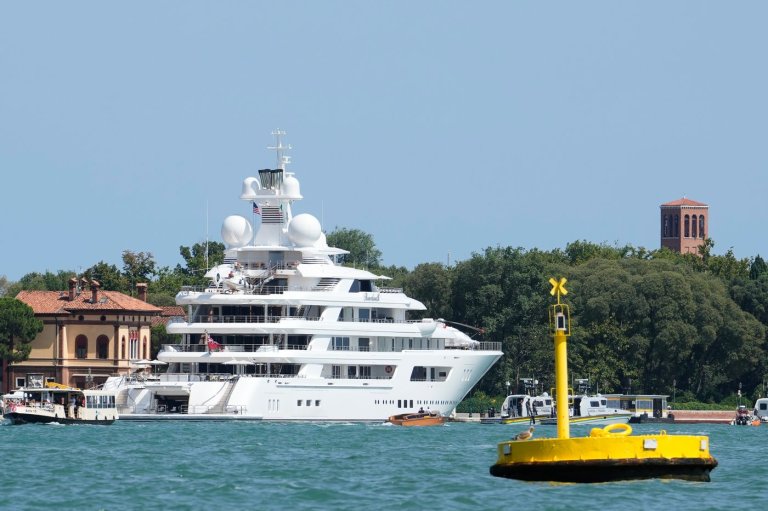 Trump's envoy greeted by protests in Venice on latest stop of super yacht diplomacy tour | iNFOnews.ca