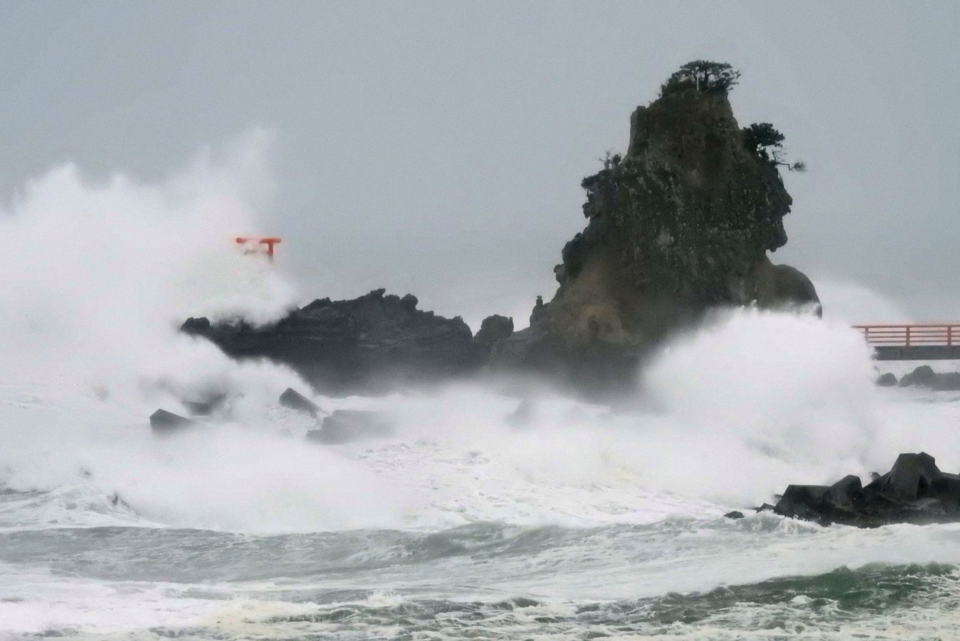 Tropical Storm Chan-hom weakens and departs Japan after causing power outages and injuries | iNFOnews.ca