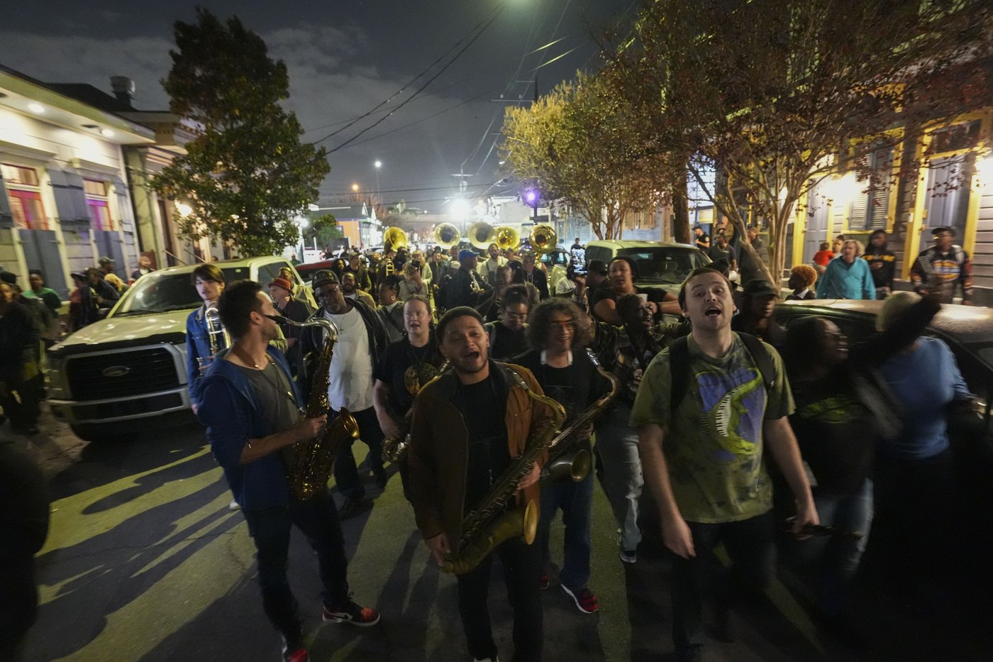 A traditional send-off in New Orleans for an innovative brass band musician | iNFOnews.ca