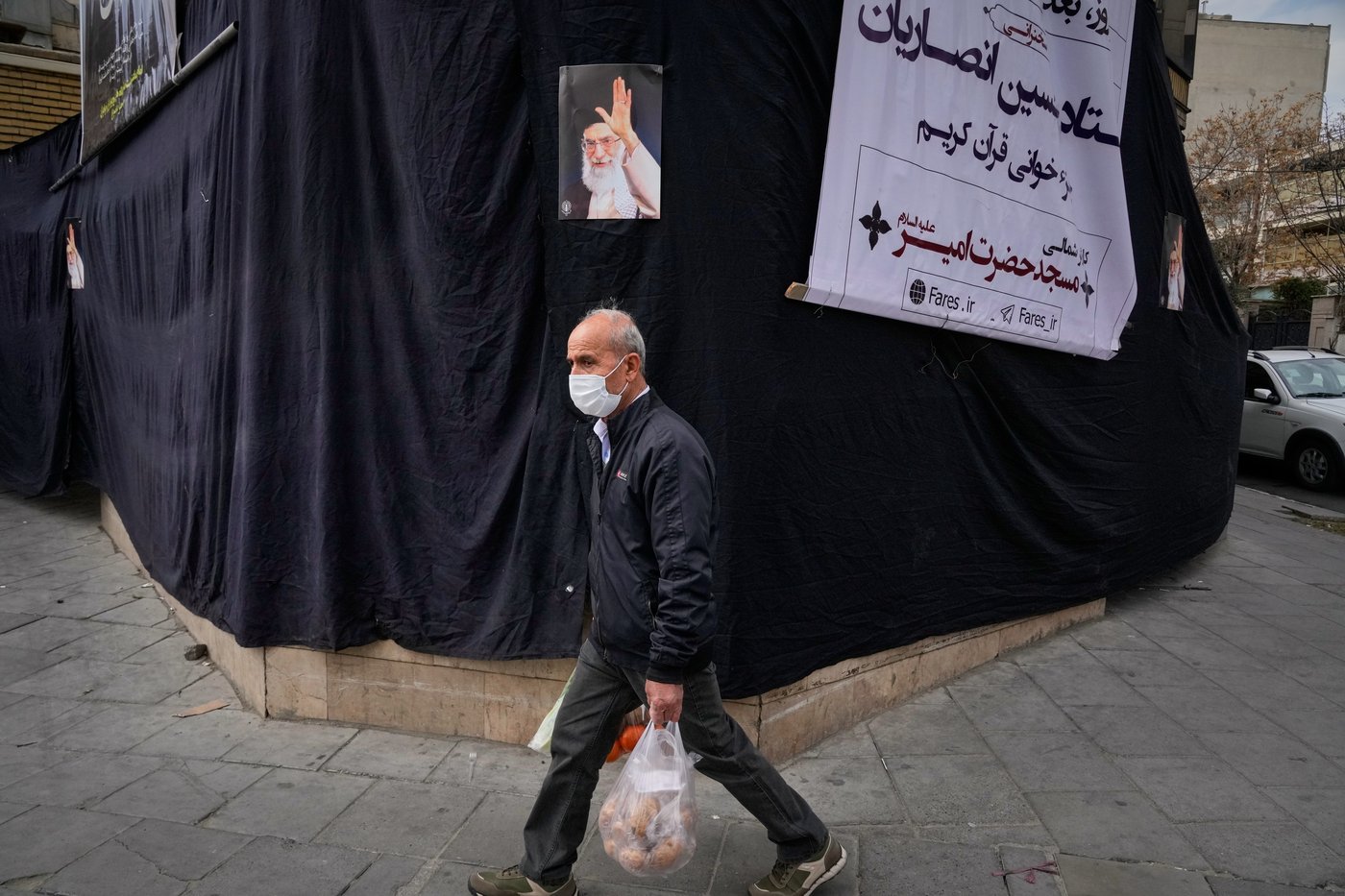 Photos from inside Iran as strikes boom across the capital, Tehran, for a third day | iNFOnews.ca