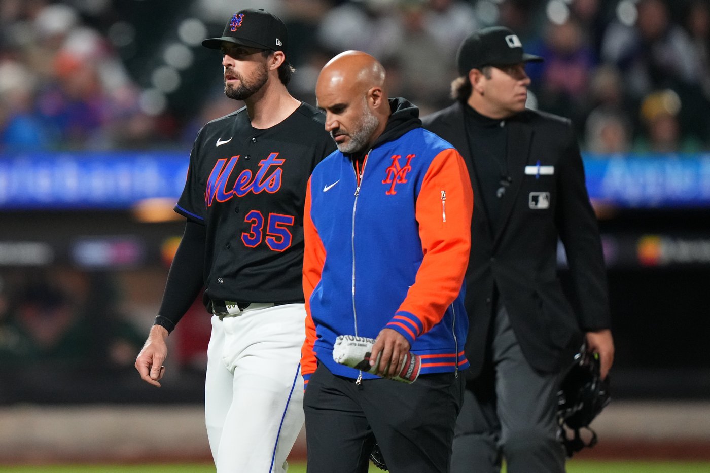 Clay Holmes leaves Mets start vs. A's because of left hamstring tightness | iNFOnews.ca