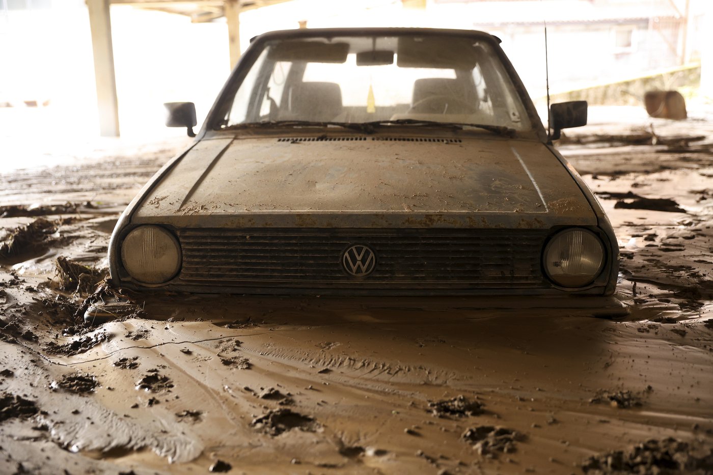 International rescue teams arrive in Bosnia after devastating floods and landslides | iNFOnews.ca