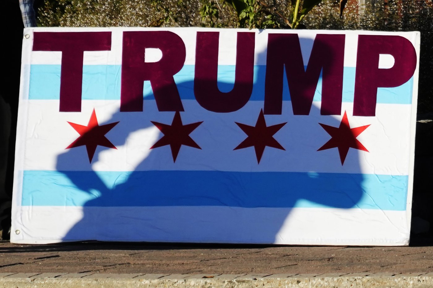 Canadian election watchers to gather in bars, homes to watch polarizing U.S. vote | iNFOnews.ca