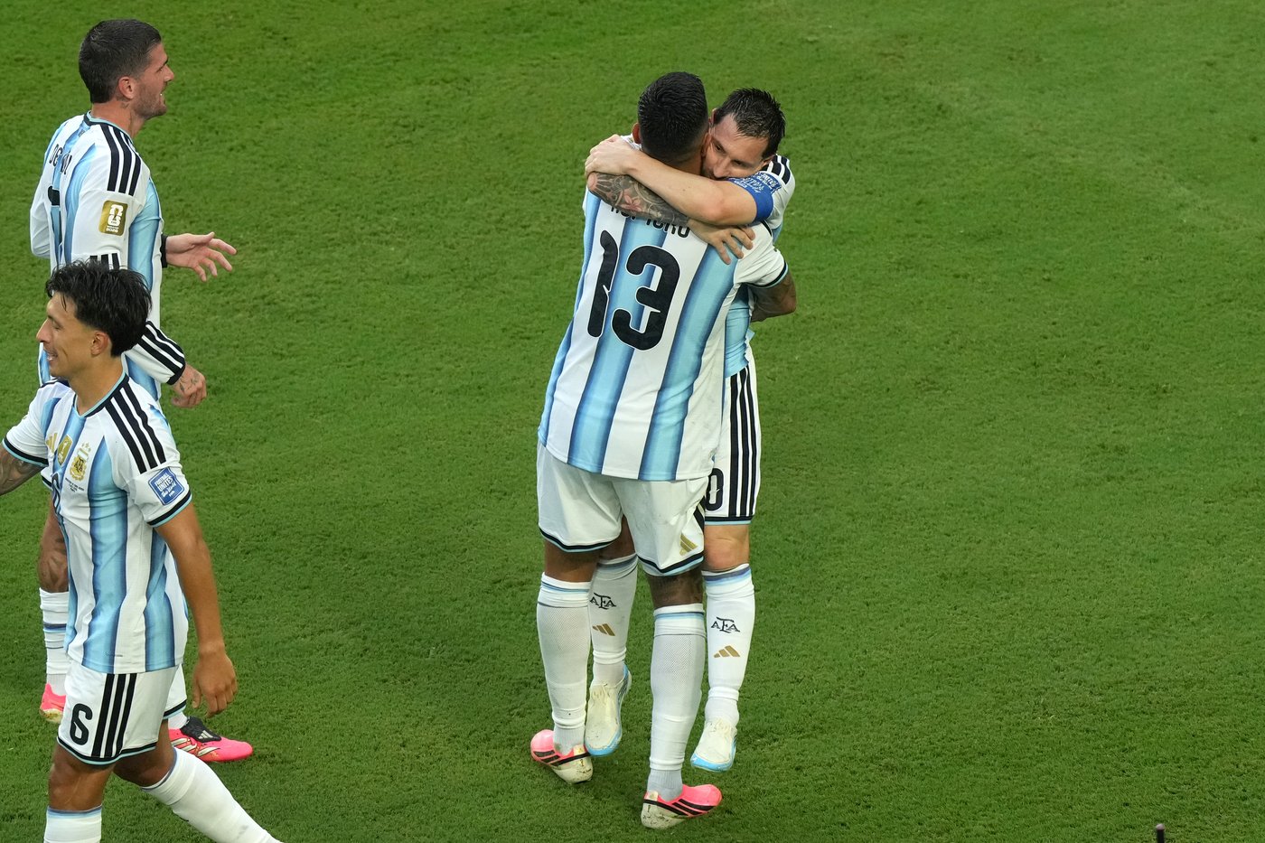 Lionel Messi scores 20th World Cup goal, extends streak to 8 games and takes Golden Boot lead | iNFOnews.ca