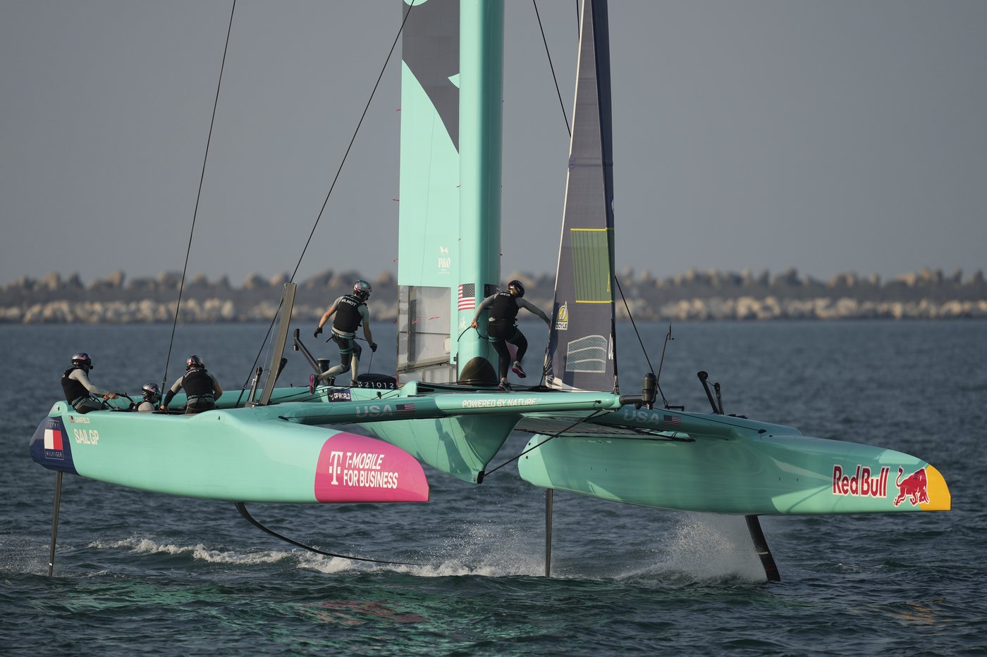 Burling beats the British again, skippering the Black Foils to victory in SailGP's season opener | iNFOnews.ca