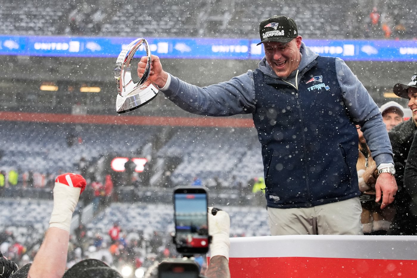 Patriots coach Mike Vrabel has built a culture that has his team on the verge of Super Bowl history | iNFOnews.ca