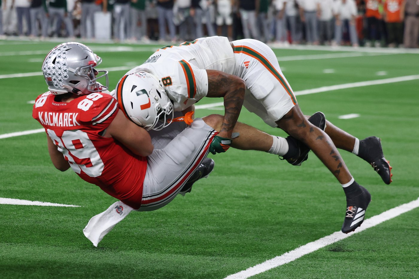 Defending champ Ohio State is out with loss to Miami | iNFOnews.ca