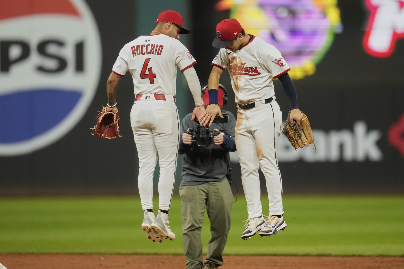 Messick pitches 7 shutout innings as Guardians beat Rays 3-0 | iNFOnews.ca