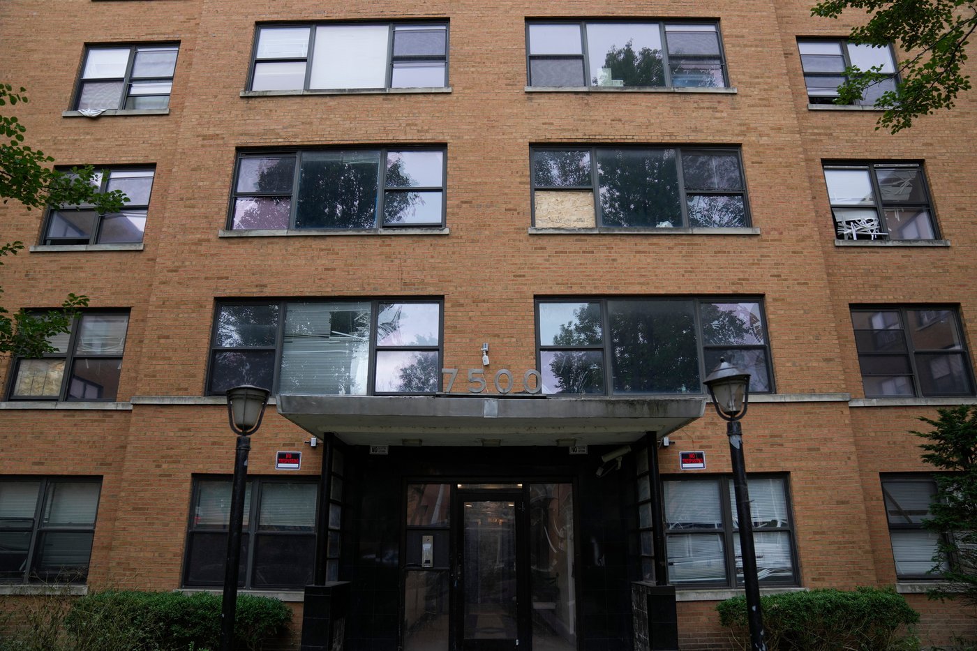 Takeaways from AP report on a Chicago raid that signals a major escalation of immigration crackdown | iNFOnews.ca