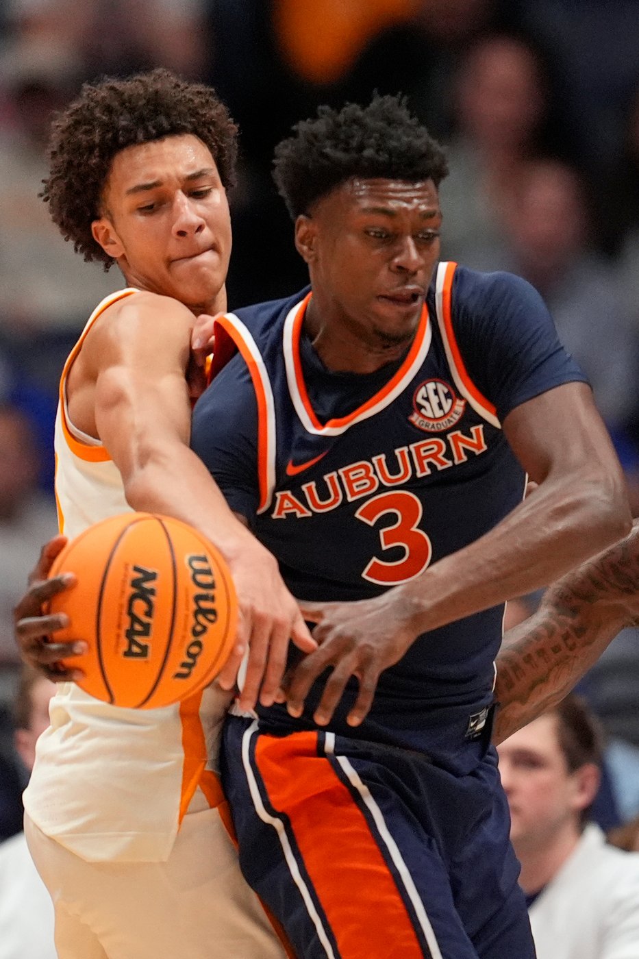 No minutes limit, no problem: Nate Ament’s return fuels Tennessee’s comeback over Auburn | iNFOnews.ca