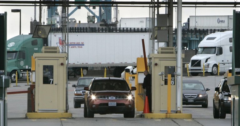 Ontario student accused in U.S. of taking airport photos for Chinese official | iNFOnews.ca