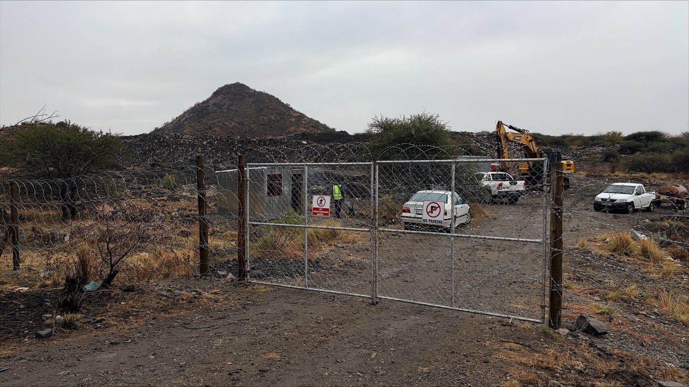 At least 14 artisanal miners killed in collapse at an illicit mine in South Africa | iNFOnews.ca At least 14 artisanal miners killed in collapse at an illicit mine in South Africa | iNFOnews.ca