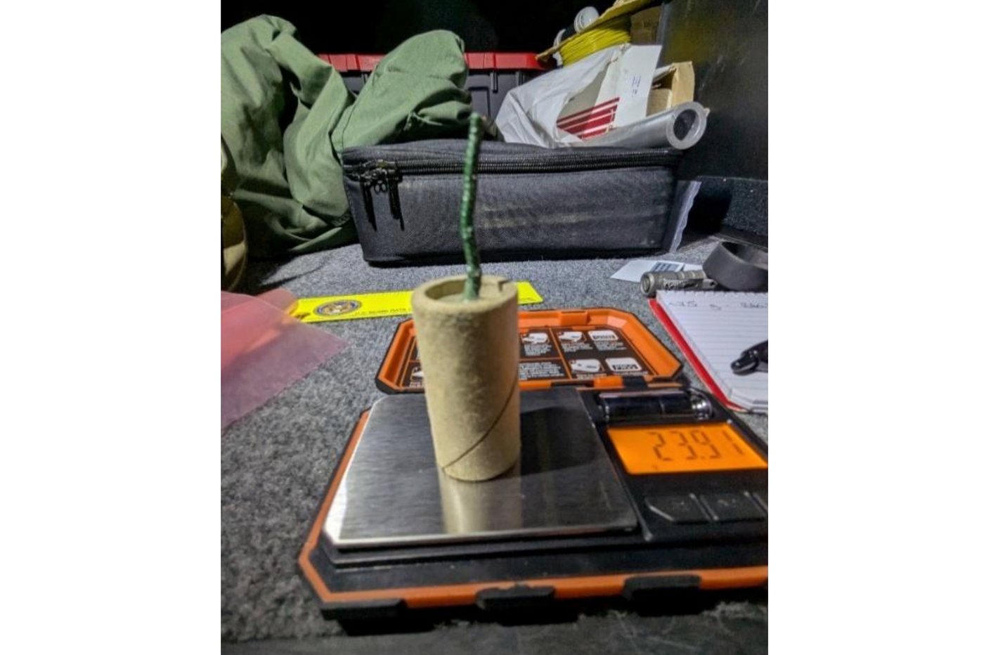 Man is charged with bringing a bomb in his carry-on bag to a California airport | iNFOnews.ca Man is charged with bringing a bomb in his carry-on bag to a California airport | iNFOnews.ca