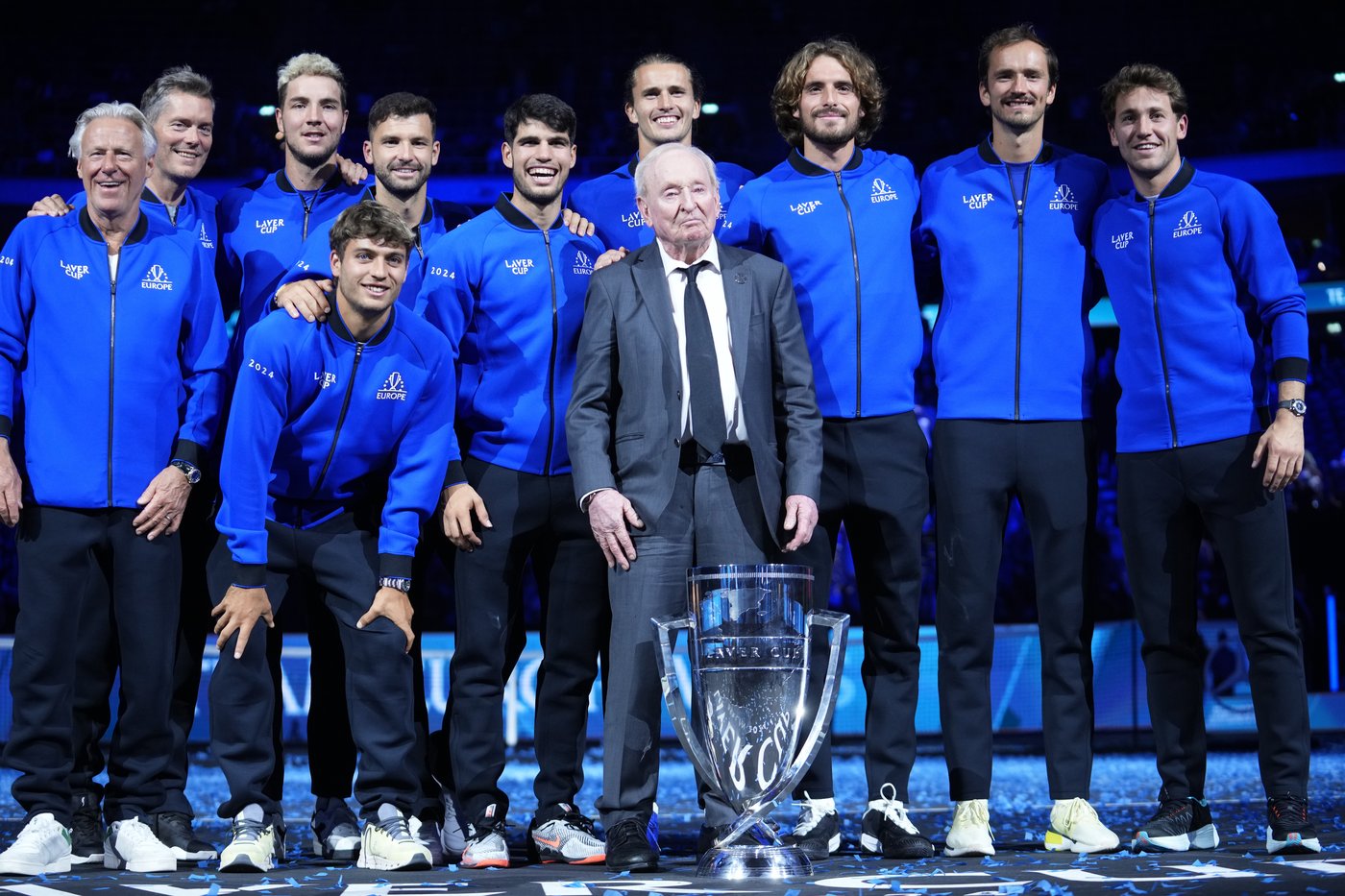 Alcaraz clinches Laver Cup for Team Europe in 13-11 victory over Team World | iNFOnews.ca Alcaraz clinches Laver Cup for Team Europe in 13-11 victory over Team World | iNFOnews.ca